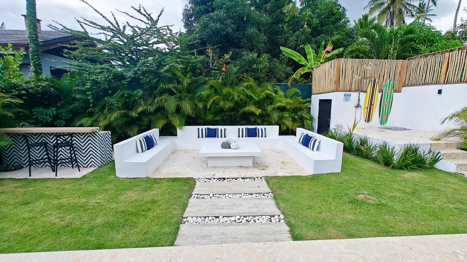 Luxury Villa With Kitchen And Housekeeping Services, Private Pool, Beach In An Exclusive Residential Area Las Terrenas Dominikánská republika